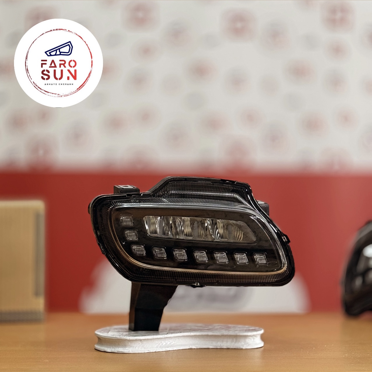 مه شکن جلوی پژو پارس بهینه برند مدرن صنعت (سمت راست)