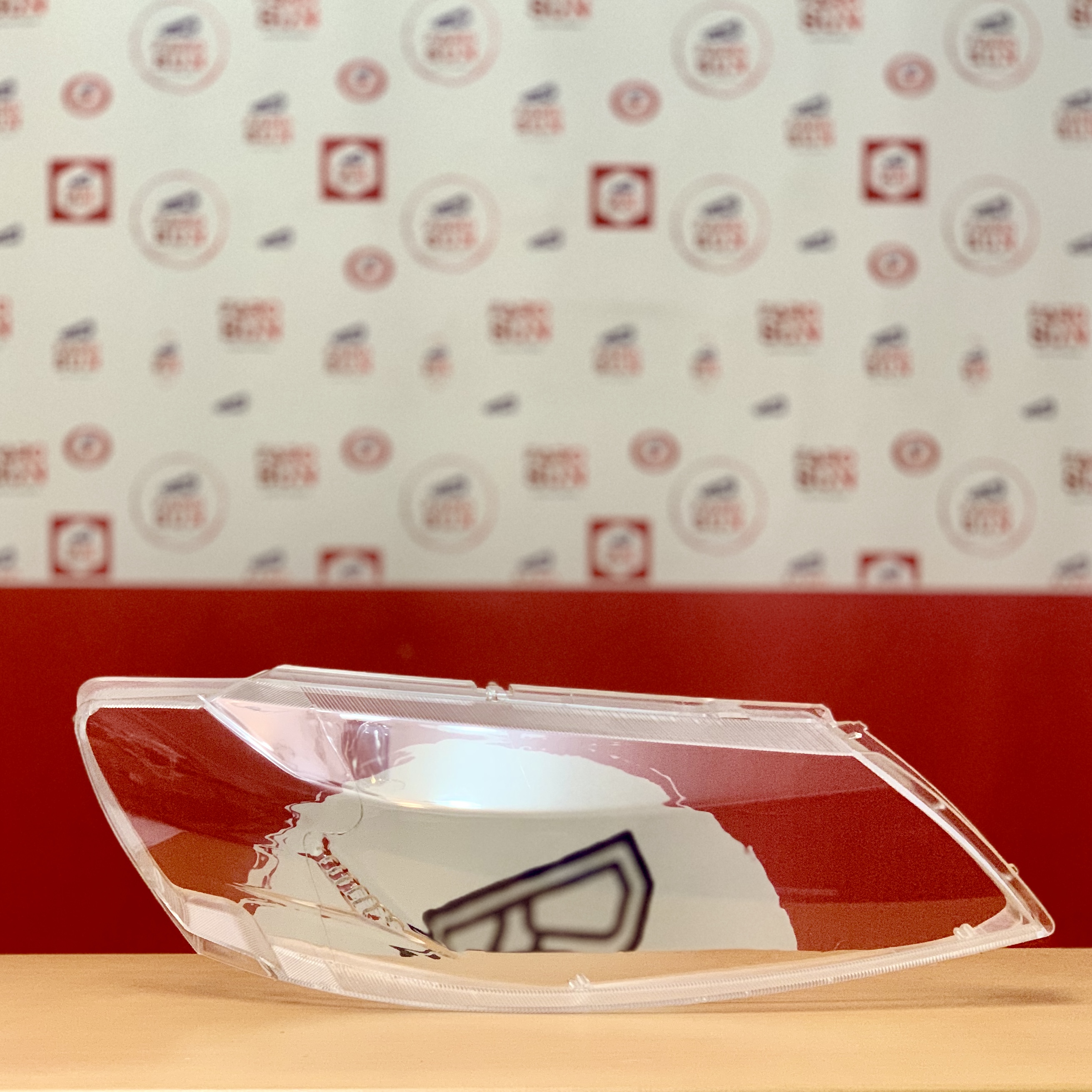 طلق چراغ جلوی رانا و رانا پلاس سمت راست (شاگرد)